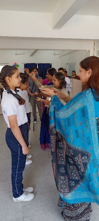 Hosting the Investiture Ceremony 