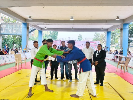 Gliding on Gold and Bronze