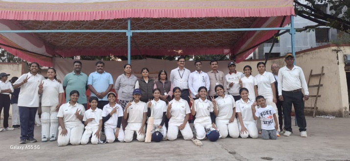Girls’ Cricket Team