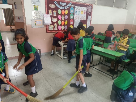 S.B. Patil Public School Cleanliness Drive